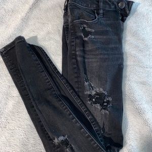 american eagle ripped skinny jeans